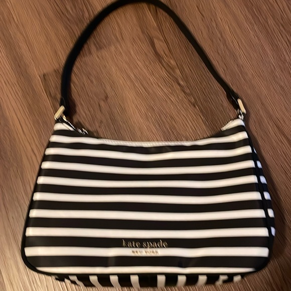 Kate Spade New York The Little Better Sam Stripe NWT - Picture 1 of 4